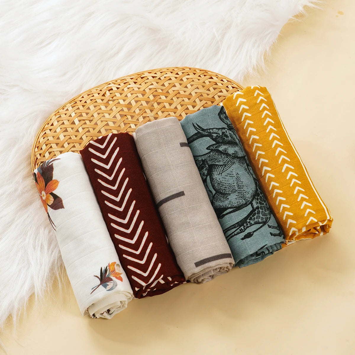 HappyFlute New Print 5Pcs/set 60*60CM Soft Muslin Swaddle Feeding Burp Cloth Newborn Pure Cotton Baby Face&Hand Wash Wipe